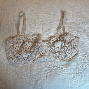 Victoria’s Secret Dream Angels push-up without padding bra